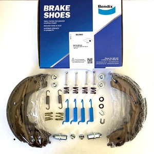 Fits Mitsubishi Pajero NM NP Rear Handbrake Shoe Overhaul Kit - Picture 1 of 1
