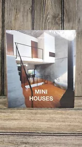 Architecture and Interiors: Mini Houses by Claudia Martinez Alonso (2020) - Picture 1 of 7