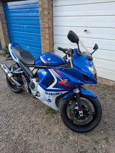 Suzuki Gsx650F - Picture 1 of 7