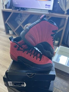 Jordan 12 Reverse flu Game - Picture 1 of 5