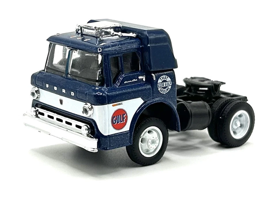 M2 MACHINES  AUTO HAULERS 1970 FORD C600 GULF LOOSE - Image 1 of 4