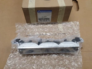 GENUINE MOPAR PT CRUISER 01-10 CHMSL HIGH STOP LIGHT HOUSING 05288750AD - Picture 1 of 3