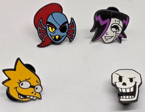 Undertale Deltarune #2 4er Set Undyne, Papyrus, Mettaton und Alphys Anstecknadeln - Bild 1 von 2
