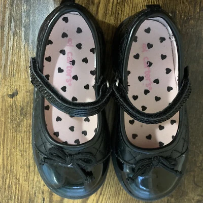 Zapatos deportivos planos Aggie Mary Jane negros talla 8 en muy buen estado para niñas pequeñas Carter's Foto 1 de 4