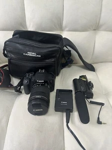 Canon EOS REBEL T5I DSLR Camera EFS 18-135mm Lens, Camera Bag, Mic, Charger - Picture 1 of 14