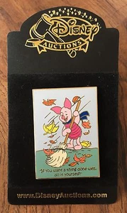 Disney Auctions Piglet Social Expressions Sweeping Leaves Pooh Autumn LE Pin NEW - Bild 1 von 1