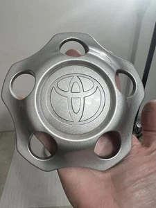 2001-2004 GENUINE OEM TOYOTA Tacoma Painted Wheel Center Cap 42603-04060 , 69409 - Picture 1 of 6