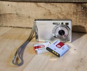 Cámara digital Sony Cyber-Shot DSC-W80 7,2 MP SOLO PARA REPUESTOS - Imagen 1 de 5