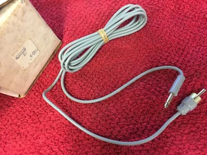 40DK25 SWITCHCRAFT PHONO TO RCA PLUG - Picture 1 of 1