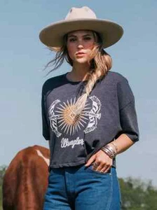 WRANGLER WOMEN'S RETRO BIRD EYE SHORT SLEEVE CROPPED TEE - Picture 1 of 2