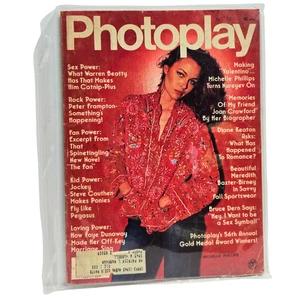 Photoplay Magazine August 1977 Michelle Phillips, Peter Frampton, Joan Crawford - Imagen 1 de 2