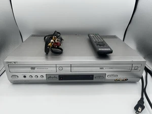 Sony SLV-D300P DVD VCR Combo Player VHS Recorder WITH Remote & A/V Tested Works - Picture 1 of 7