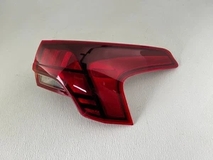 OEM| 2021-2022 Hyundai Santa Fe Halogen Outer Tail Light (Right,Passenger) 92402 - Picture 1 of 8