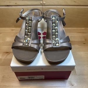 Naturalizer N5 Comfort Spirit Nickel Smooth Women’s Sandals 10M NIB w defect - Picture 1 of 11