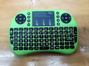 Rii i8 2.4G Mini Wireless Keyboard with Touchpad&QWERTY Keyboard, Portable Green - Picture 1 of 3