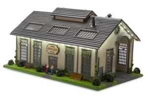 HO Scale Cripple Creek Engine House Works 45 LED LIGHTS Lighted Building Menards - Picture 1 of 3