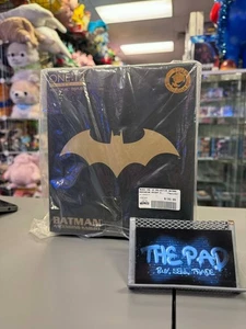 Figura de acción exclusiva de DC Mezco One: 12 Collective Batman Ascending Knight - Imagen 1 de 2