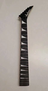 Jackson JS1X RR Minion Neck Amaranth Griffbrett mit Tunern - Bild 1 von 9