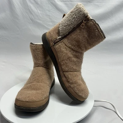 Botas altas Chaco Revel para mujer talla 7,5 marrón azúcar polar pantuflas Foto 1 de 4