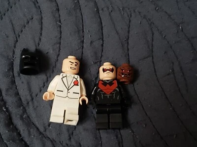 The LEGO Batman Movie: Batcave Break-in (70909) Tuxedo Minifigure And Nightwing - Image 1 of 2