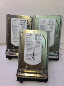 - LOT OF 3 Dell Seagate 146GB 3Gb SAS 3.5" Hard Drive - WR711 - ST3146755SS - Picture 1 of 3