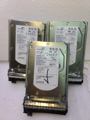 - LOT OF 3 Dell Seagate 146GB 3Gb SAS 3.5" Hard Drive - WR711 - ST3146755SS - Image 1 of 3
