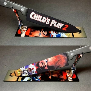 Child's Play 2 Chucky Good Guy Doll Kitchen Knife With Sublimated Stand - Picture 1 of 7