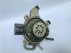 OEM Distributor, DENSO, fits 91-95 Toyota Previa - Picture 1 of 3