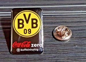 Borussia Dortmund BVB Pin Coca Cola Zero ORIGINAL - Maße 21x30mm - Picture 1 of 1