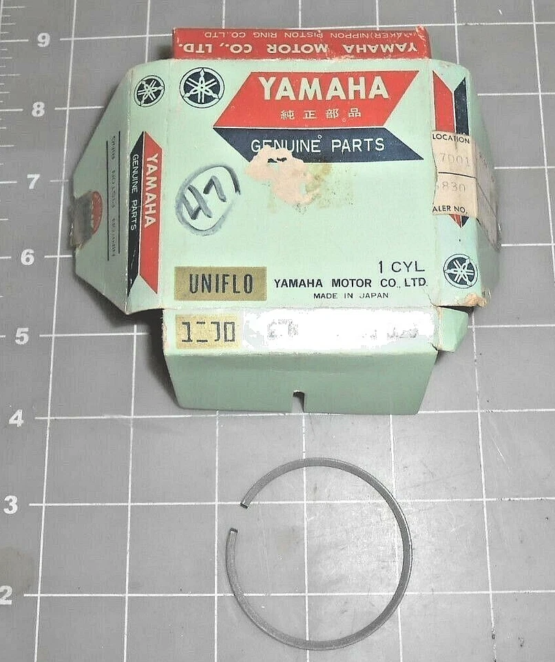 JUEGO DE ANILLOS ESTÁNDAR YAMAHA HT1 276-11611-70 NOS 1 CANTIDAD OEM ENVÍO GRATUITO Foto 1 de 1