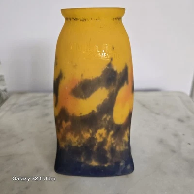 Une Tulipe En Pâte De Verre Signée Muller Frère Lunéville  - Photo 1/4