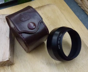 original Auto Takumar Pentax 55mm screw in lens hood for 85mm & case - Picture 1 of 4