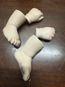 Vintage 1986 Boots Tyner Porcelain Hands And Feet For Doll Making  - Picture 1 of 8