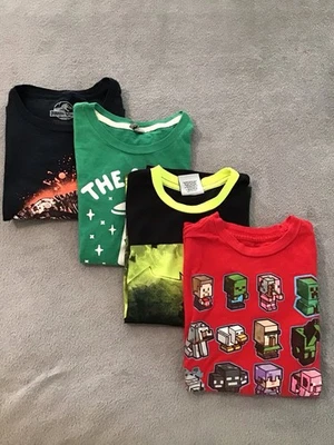 Lot Of 4 Boys T’s, Size 8, Minecraft, Batman, Aliens, Dinosaur, Jurassic World - Image 1 of 4