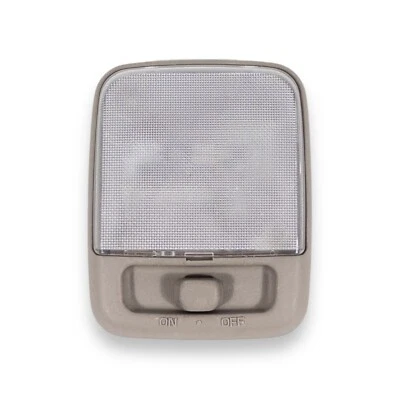 Luz domo mapa superior trasero y de carga marrón claro Nissan e Infiniti Foto 1 de 4