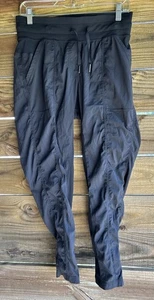 $118 EUC Lululemon dance studio pants 4 black Inseam 29” Ribbed - Picture 1 of 4