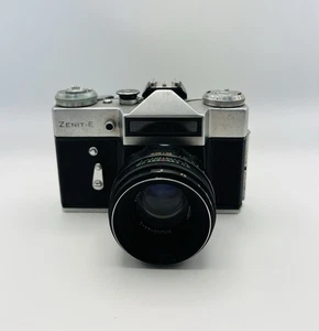 Zenit - E 35mm Film Camera, With Helios 44-2 2/58 Lens - Imagen 1 de 6