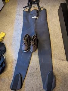 Hodgman Neoprene Chest Waders with Felt-Lined Boots (Waders size L Boots size 8) - Picture 1 of 3