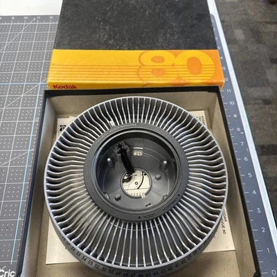 Bandeja deslizante Kodak Carrusel Transvue 80 de colección con anillo de bloqueo Foto 1 de 4