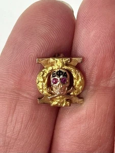 Vintage 14K Gold Medical Fraternity Skull Pin Epsilon Phi Alpha Nugget 1953 - Picture 1 of 3