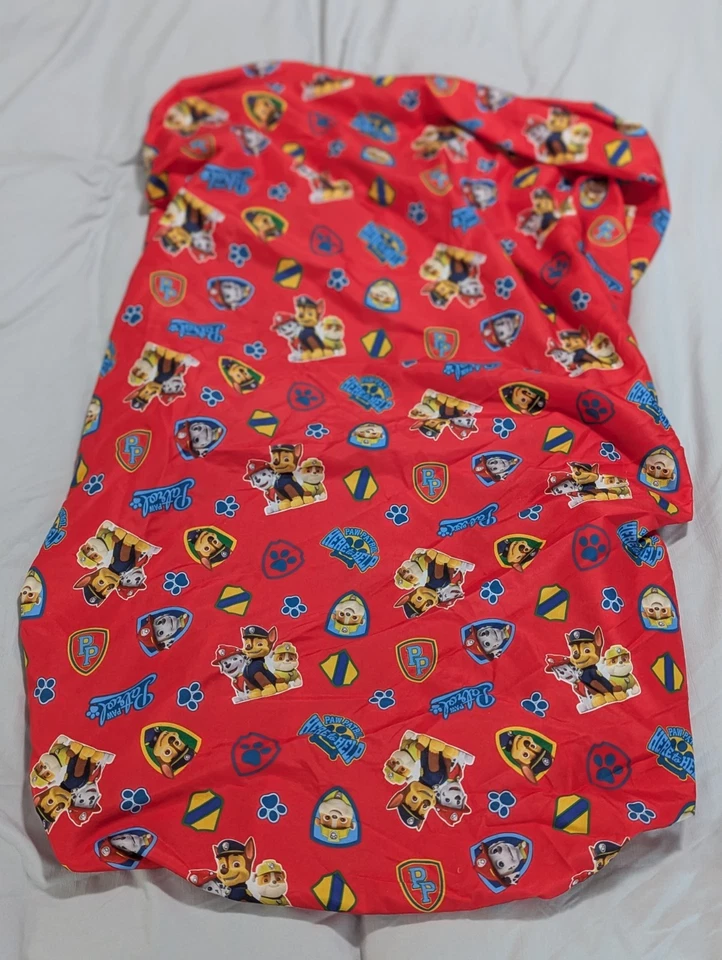 Sábana ajustable para cama de niño Nickelodeon Paw Patrol se adapta a colchón de cuna rojo dibujos animados Foto 1 de 4