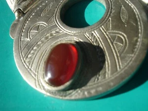 SILVER Niger Tuareg hand engraved round BROWN agate pendant + beads - Picture 1 of 4