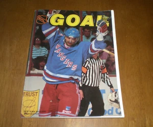 1990 GOAL MAGAZINE PENGUINS vs RANGERS - MIKE GARTNER COVER - Picture 1 of 1
