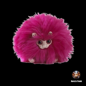 Harry Potter Noble Collection Weasley Wizard Wheezes Pygmy Puff Magenta- New - Picture 1 of 2