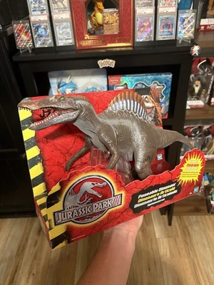 New In Box 2001 Hasbro Jurassic Park 3 SPINOSAURUS Poseable Dinosaur - Image 1 of 4