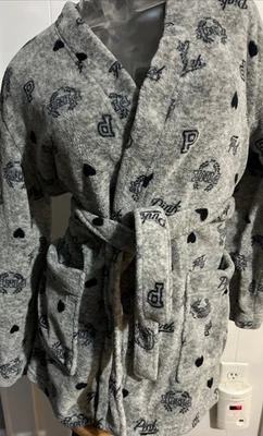 Victoria's Secret Rosa Acogedor Vellón Bata Corta Gris Azul Logo M/L Peluche Foto 1 de 4