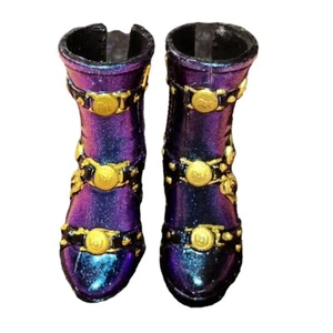 Shadow Rainbow High Ainsley Slater Muñeca Conjunto Zapatos Botas con Hebilla Dorada Resbaladizas al Aceite - Imagen 1 de 3
