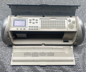 Cricut Expression CREX001 White Personal Cutter Machine. no power cable - Picture 1 of 4