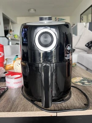 Farberware Compact Oil-Less Fryer 1.9 QT Black Model FW-AF-BLK - Image 1 of 4