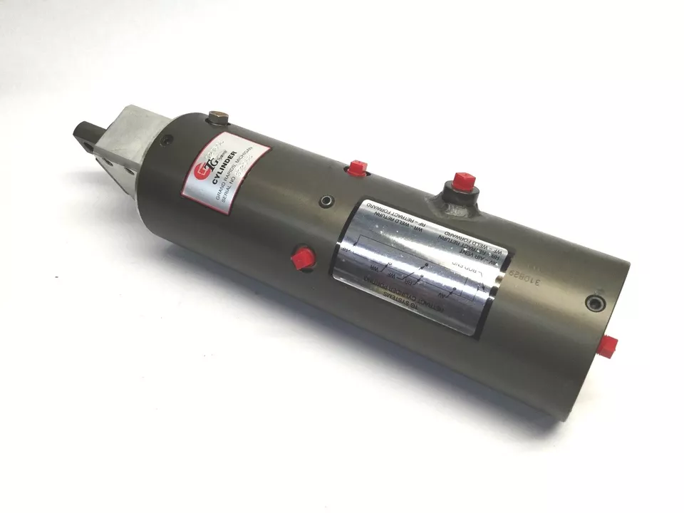 Пневматический цилиндр сварочного робота TG Systems 332368, наконечник вала 17,5 дюйма к основанию - Изображение 1 из 4